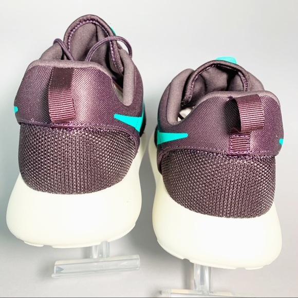 Mens Nike Roshe One Burgundy Ash/Clear Emerald - Picture 3 of 8